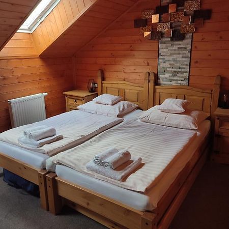 Hotel Nábřežní terasy Žďár nad Sázavou Esterno foto