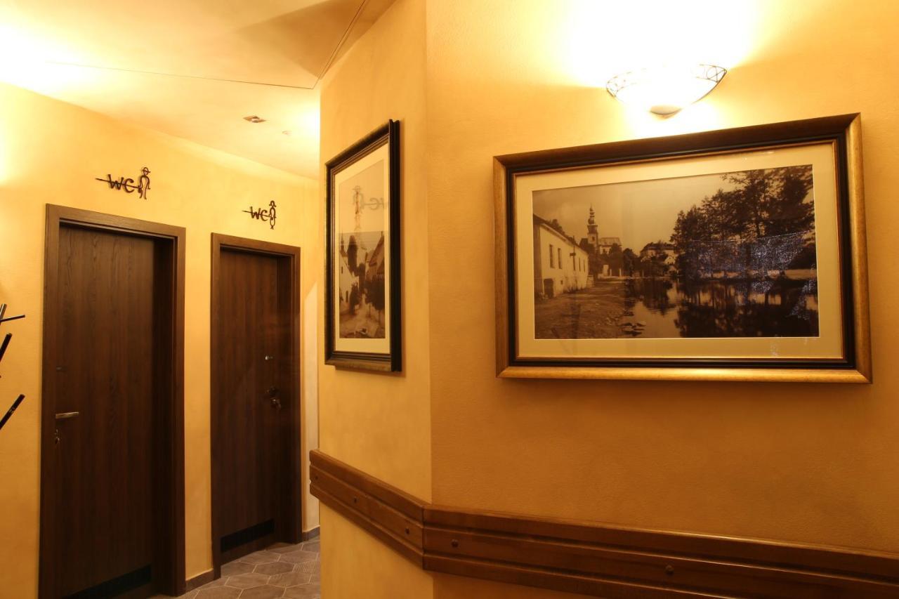 Hotel Nábřežní terasy Žďár nad Sázavou Esterno foto